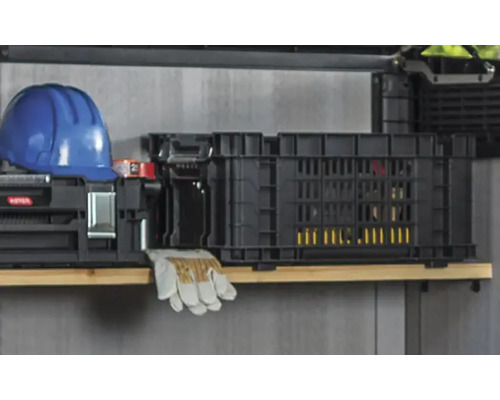 Opslagsysteem met gereedschapskist, veiligheidshelm en werkhandschoenen
