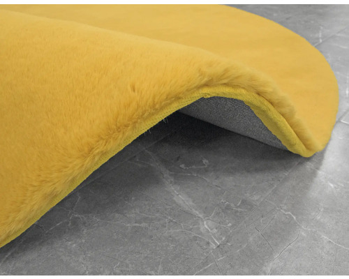 Detailopname van een rond tapijt met pool