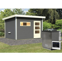 Houten sauna met kachel in de tuin