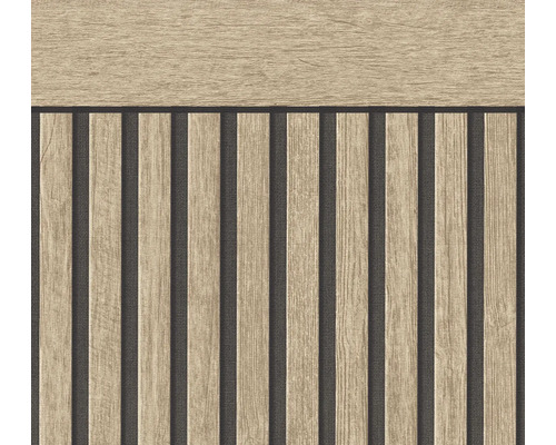 Behang met houten lambrisering