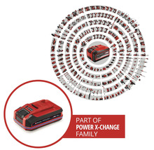 Einhell Power X-Change accu met diverse elektrische gereedschappen op de achtergrond