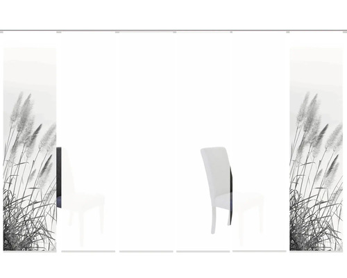 Kamerweergave met stoelen en muurschilderingen met plantenmotieven