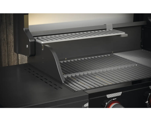 Detailopname van het grillrooster van een gasbarbecue