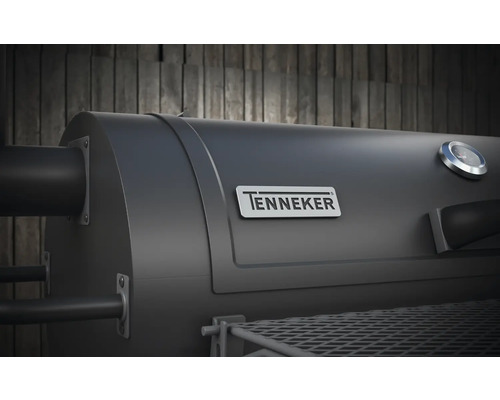 Tenneker Logo op een barbecue