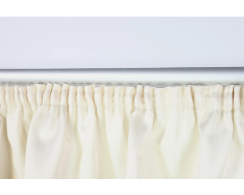 Gordijn aan een gordijnroede