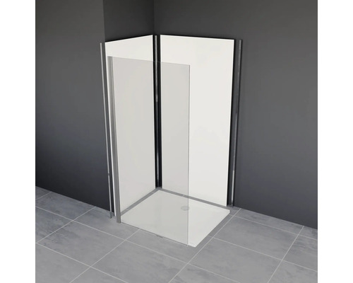 Hoekdouche met heldere glazen wanden en witte douchebak in badkameromgeving