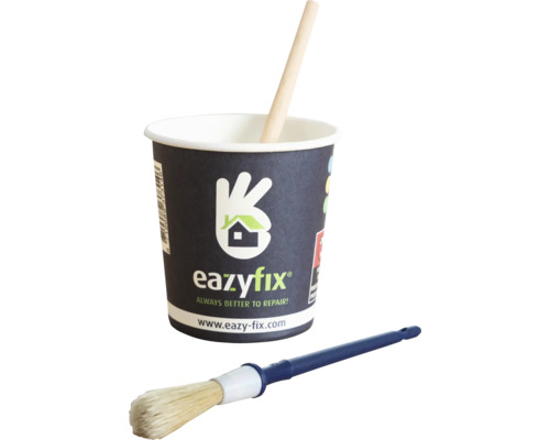 Reparatielak met penseel en roerstaaf