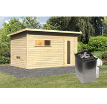 Houten sauna met raam, deur en saunakachel in de tuin
