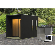 Buitensauna met saunakachel en bediening in de tuin