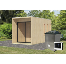 Buitenaanzicht van een houten tuinsauna met saunakachel en bediening