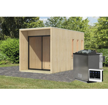 Buitensauna met kachel en bediening in de tuin