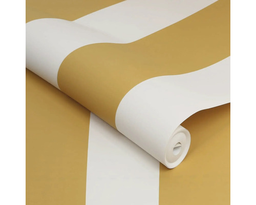 Rol behang met streepmotief