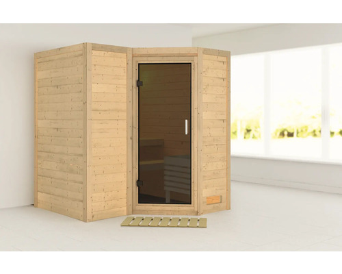Houten sauna met glazen deur en houten rooster