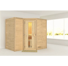 Houten sauna met glazen deur en houten voetmat