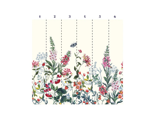 Behang met bloemmotief en vlinder