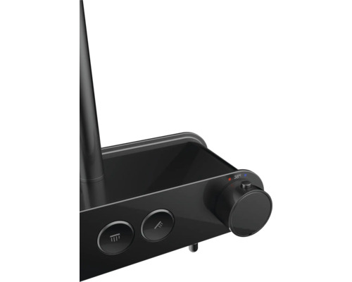 Detailaanzicht van een douchesysteem met bedieningselementen voor het regelen van temperatuur en straalsoort.