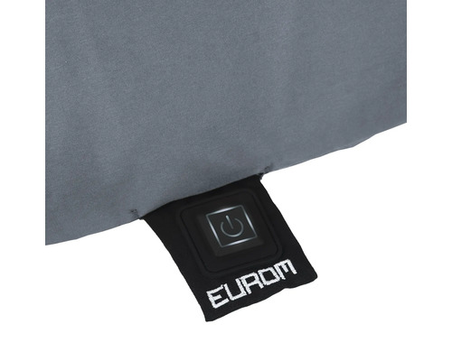 Detailweergave van een verwarmd vest met bedieningselement en Eurom logo.