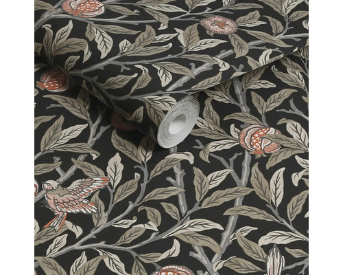 Rol behang met blad-, vogel- en bloemmotieven op een donkere achtergrond