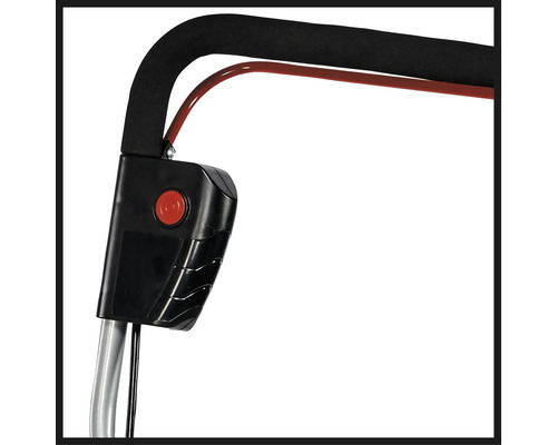 Detailweergave van de bediening van een tuinmachine