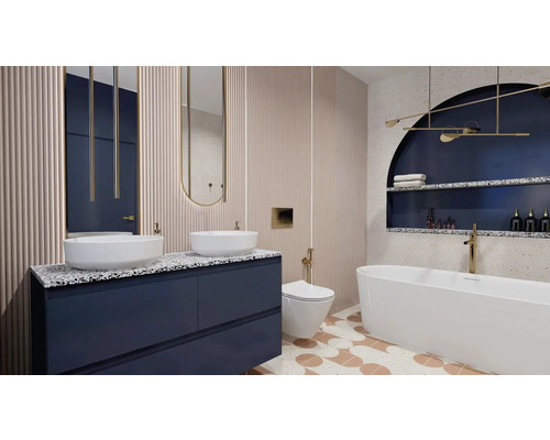 Badkamer met wastafelmeubel, spiegel, toilet en bad