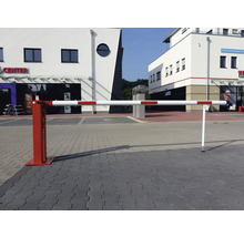 Slagboom voor verkeerscontrole op een parkeerplaats