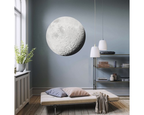 Woonkamer met maan muursticker, ligstoel en rek