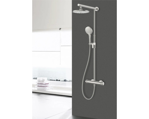 Douchesysteem met hoofd- en handdouche in badkamer