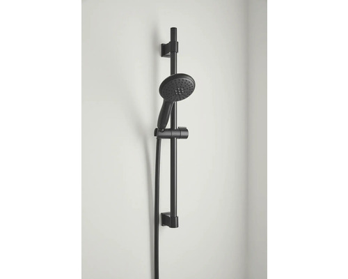 Glijstang met handdouche aan een wand