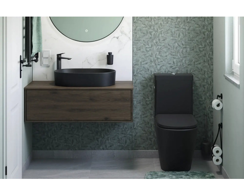 Moderne badkamer met wastafel, opzetwastafel en wandcloset