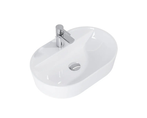 Wastafel van keramiek met kraan