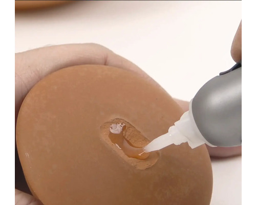 Lijm aanbrengen op een werkstuk