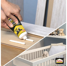 Montagelijm wordt uit een tube op een houten oppervlak aangebracht, met op de achtergrond een kinderbed. Pattex Logo