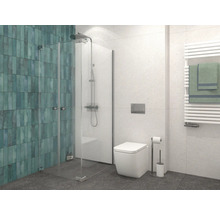 Moderne badkamer met douche, toilet en handdoekradiator