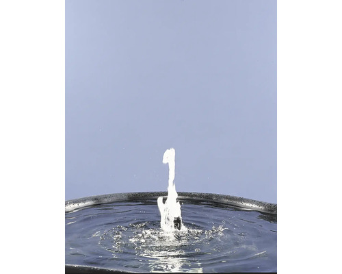 Waterspel met waterfontein in de tuin