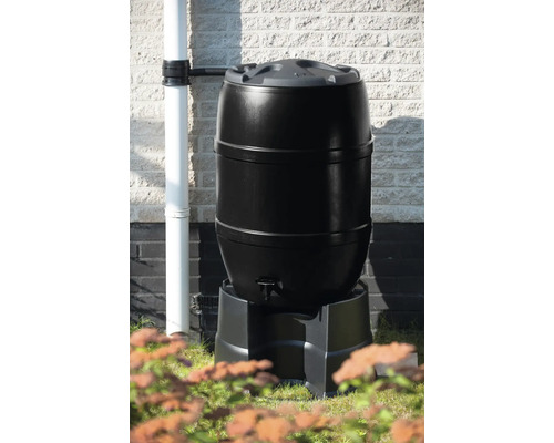 Regenton met sokkel voor tuinberegening