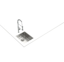 Spoelbak met kraan op een werkblad
