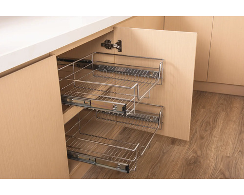 Keukenkast met twee uittrekbare draadmanden voor opslag