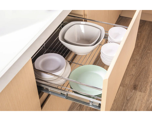 Uittrekbare kast met servies