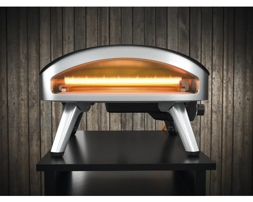 Elektrische pizzaoven op een tafel