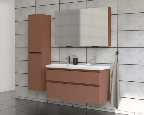 Moderne badkamer met wastafelonderkast, spiegelkast en hoge kast