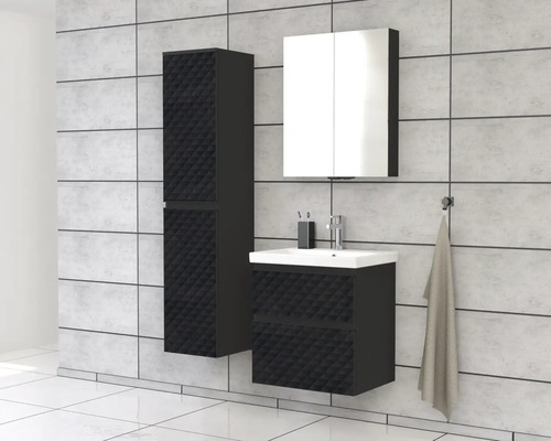 Badkamer met wastafelonderkast, spiegelkast en hoge kast in modern design