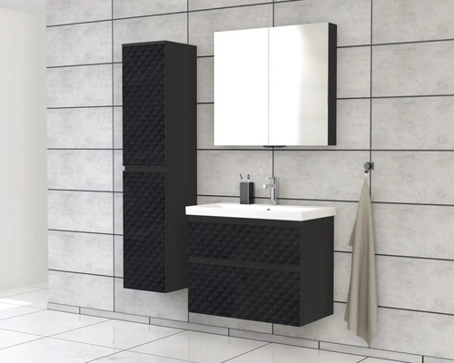 Moderne badkamerset met wastafelonderkast, spiegelkast en hoge kast