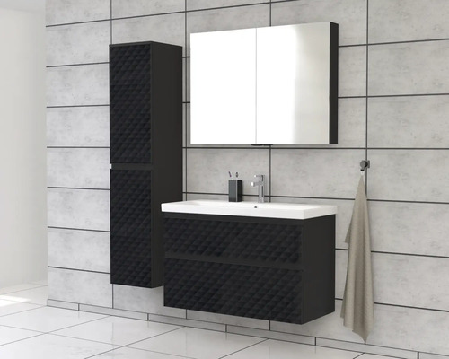 Moderne badkamerset met wastafel, spiegelkast en hoge kast in donkere look