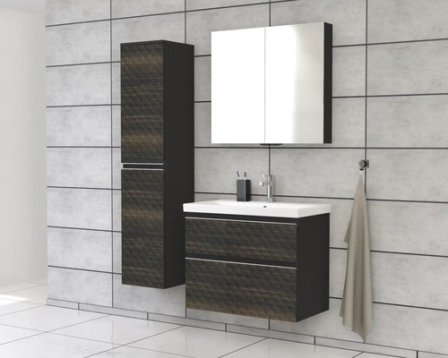 Badkamerset met wastafelonderkast, spiegelkast en hoge kast