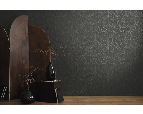 Kamerweergave met patroonbehang, kamerscherm en decoratieve vazen