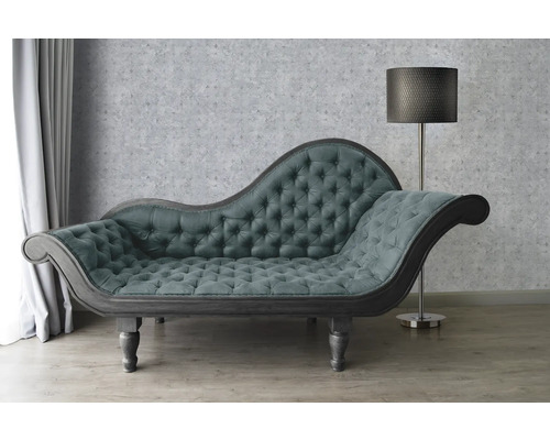 Chaise longue met bekleding en vloerlamp