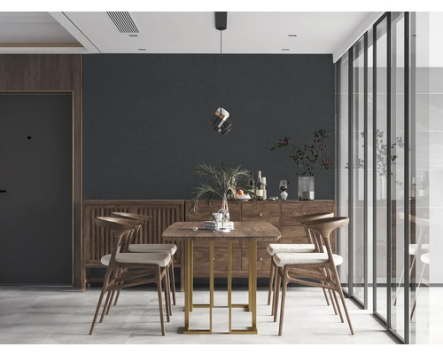 Eetkamer met eettafel, stoelen en dressoir in modern design.