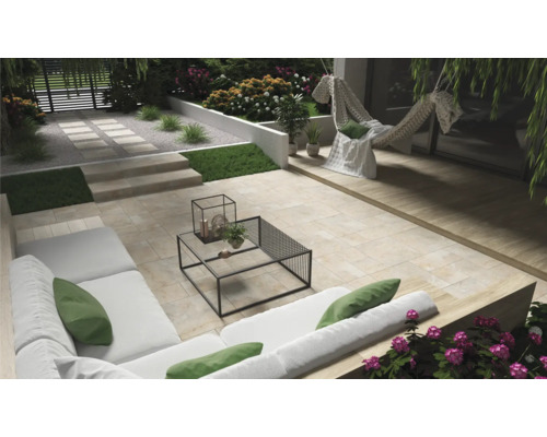Terras met zithoek, hangmat en bestrating