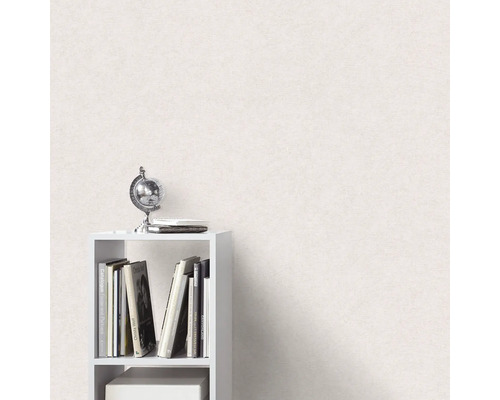 Wand met beige vliesbehang