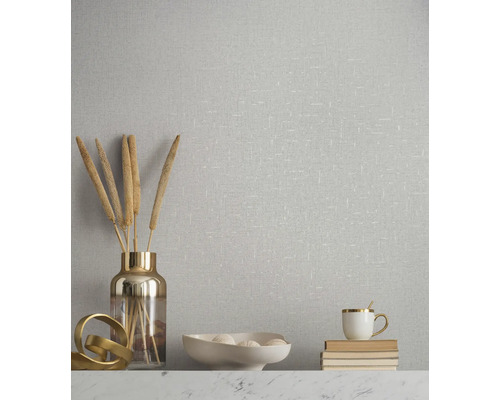 Decoratief behang met fijne textuur op een interieur.